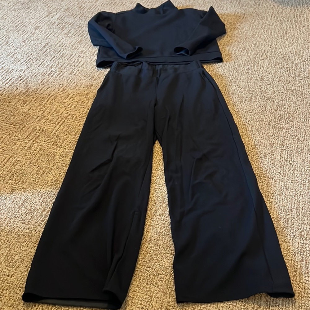 Smash & Tess lounge set